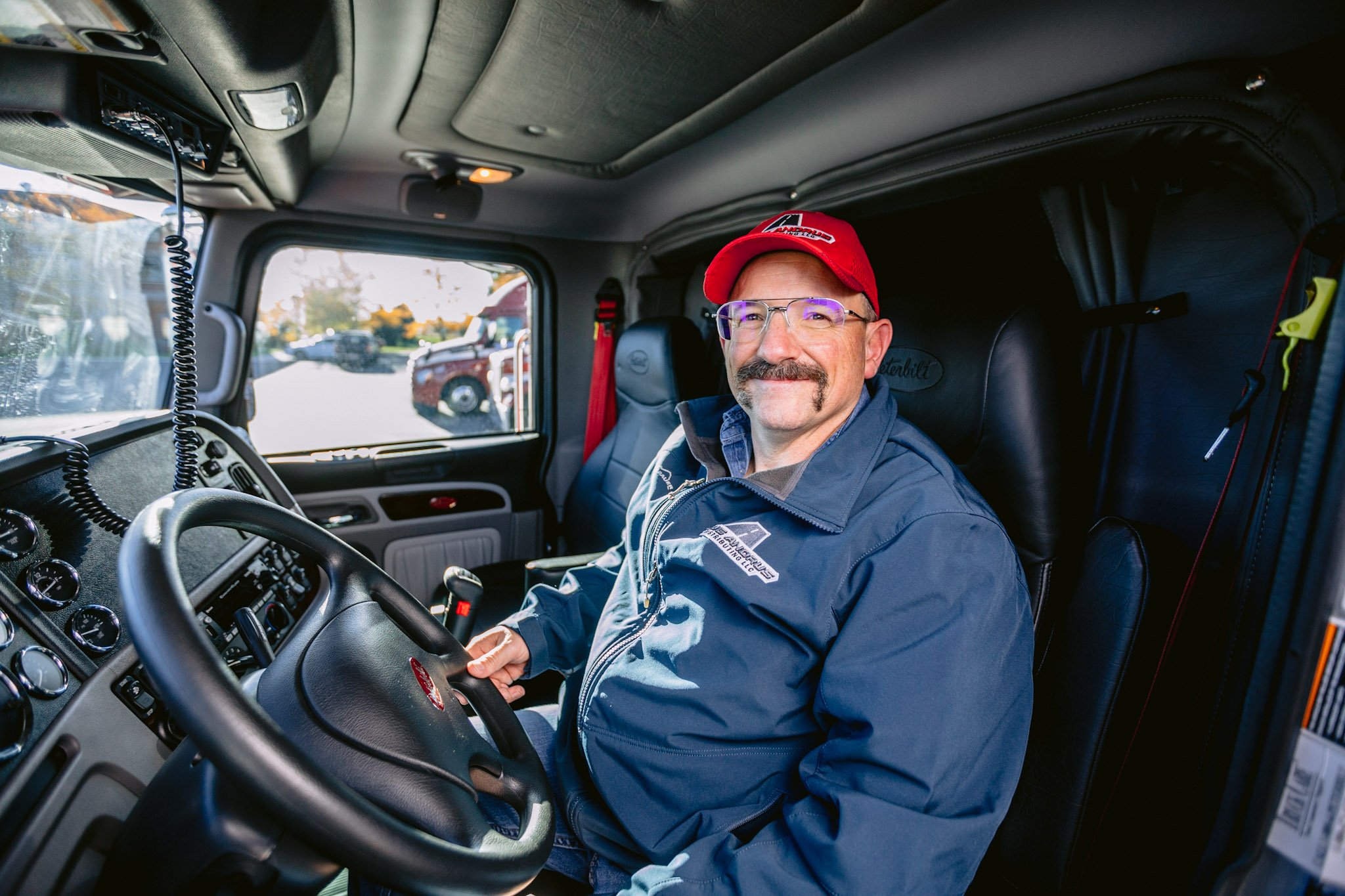 Leading Companies Now Recruiting Truck Drivers With Complimentary CDL Training