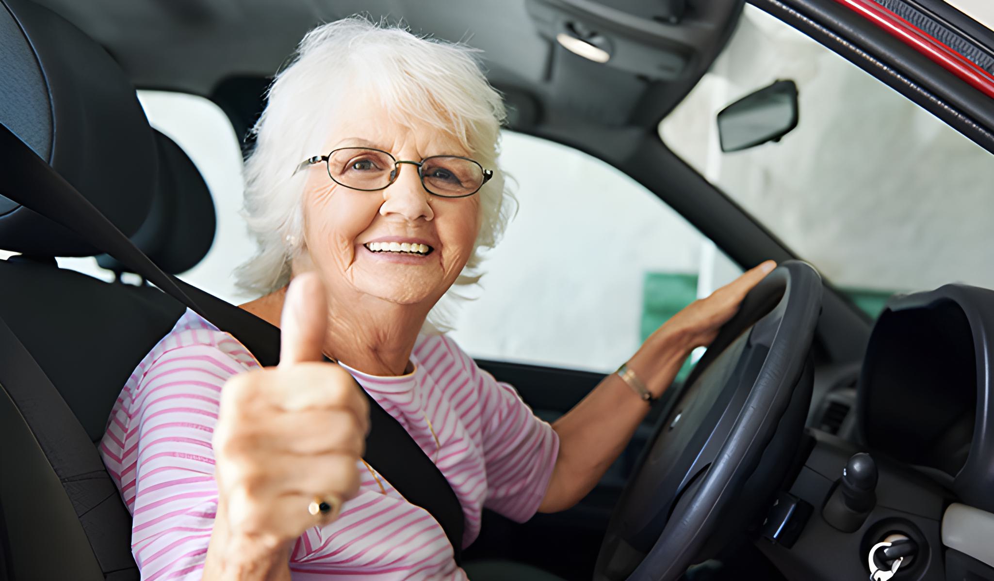 Adultos Mayores Dicen Adiós al Costoso Seguro de Auto: Si Tienes Más de 60 Años